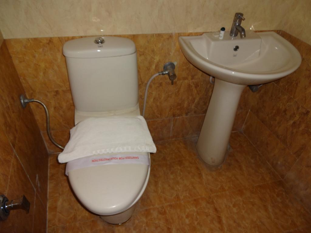 Hotel Darbar View Amritsar Exterior foto