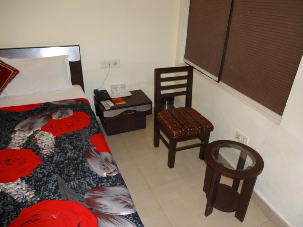 Hotel Darbar View Amritsar Zimmer foto